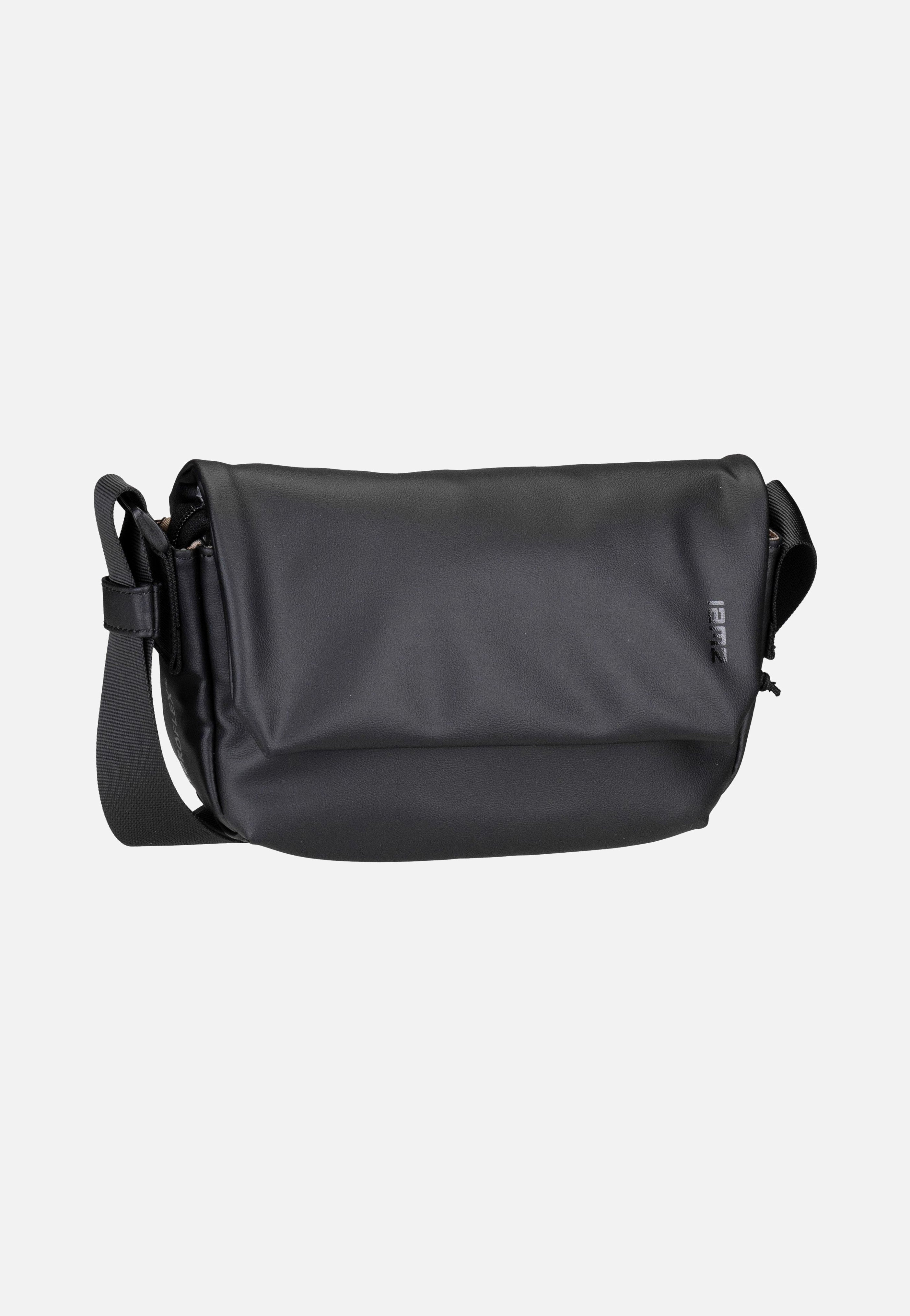 Zwei Cargo CA40 Black in schwarz