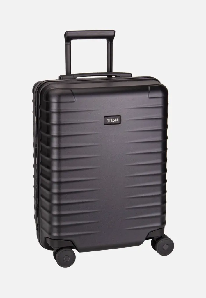 Titan OVERSEAS 4w Trolley S23 in Nightshade Black